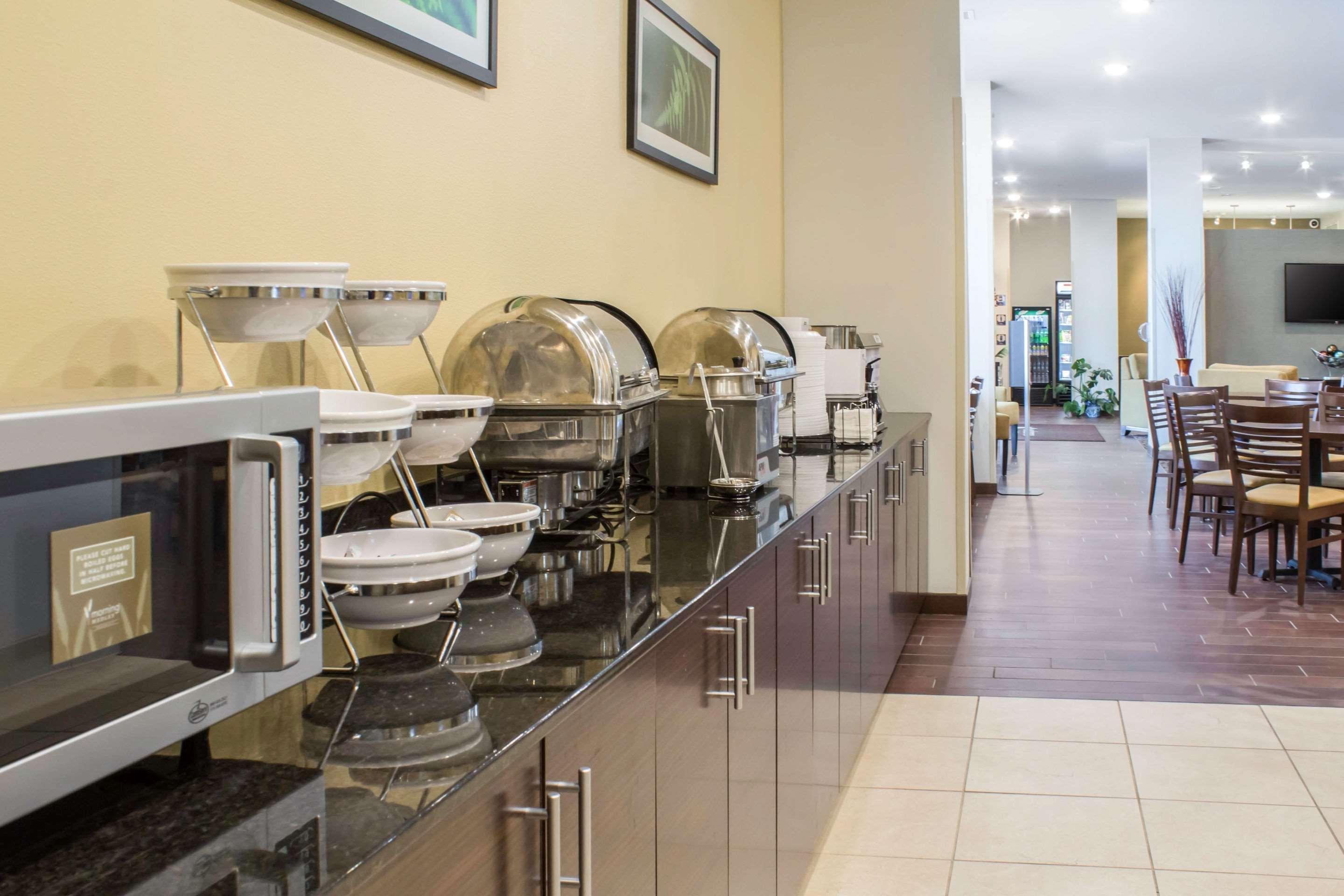 Sleep Inn & Suites Lincoln University Area מראה חיצוני תמונה