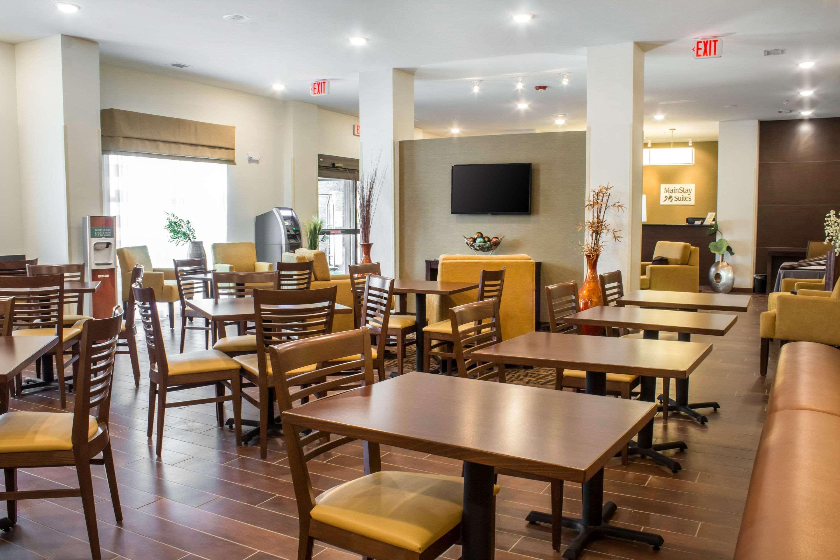 Sleep Inn & Suites Lincoln University Area מראה חיצוני תמונה