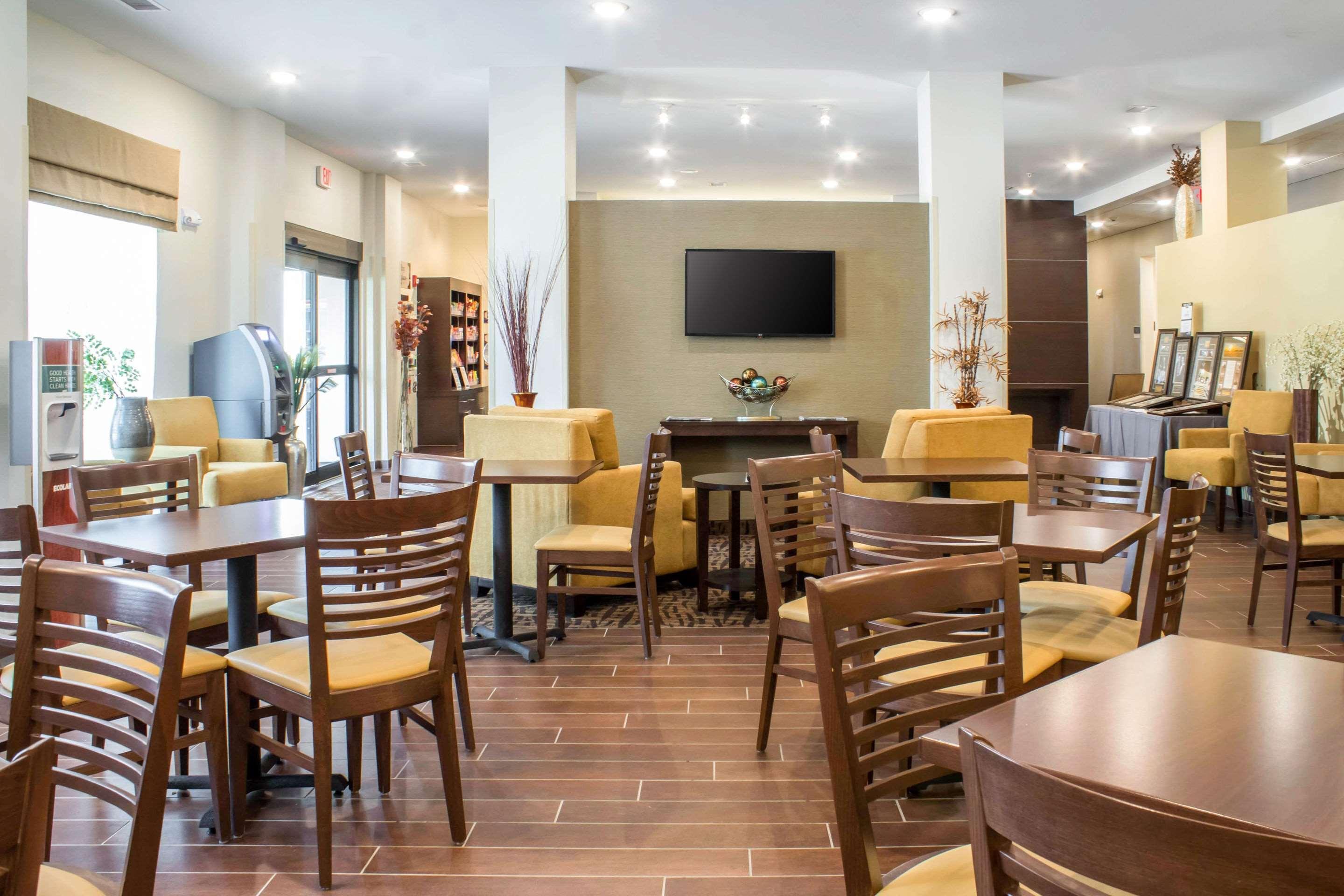 Sleep Inn & Suites Lincoln University Area מראה חיצוני תמונה