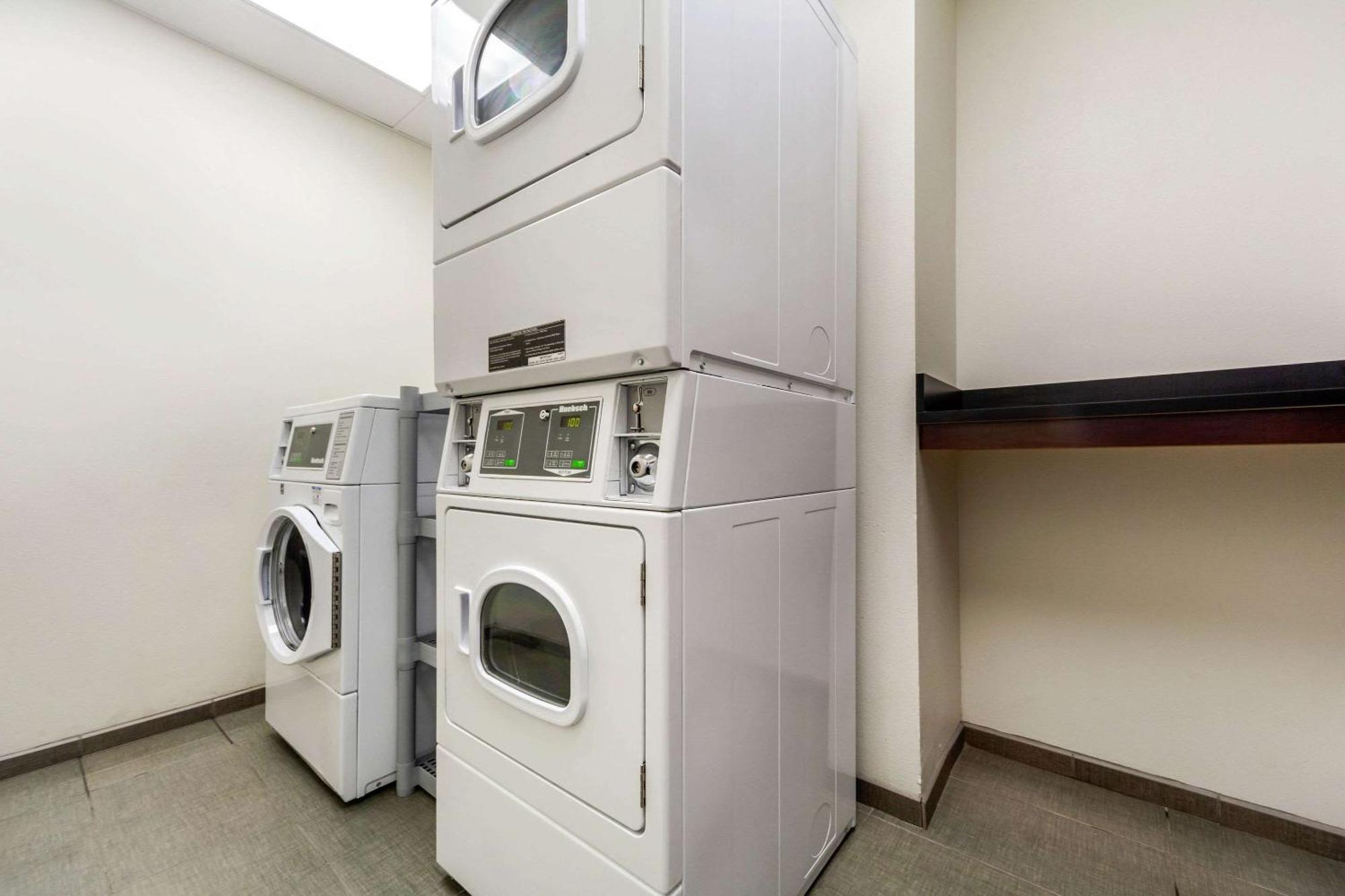 Sleep Inn & Suites Lincoln University Area מראה חיצוני תמונה