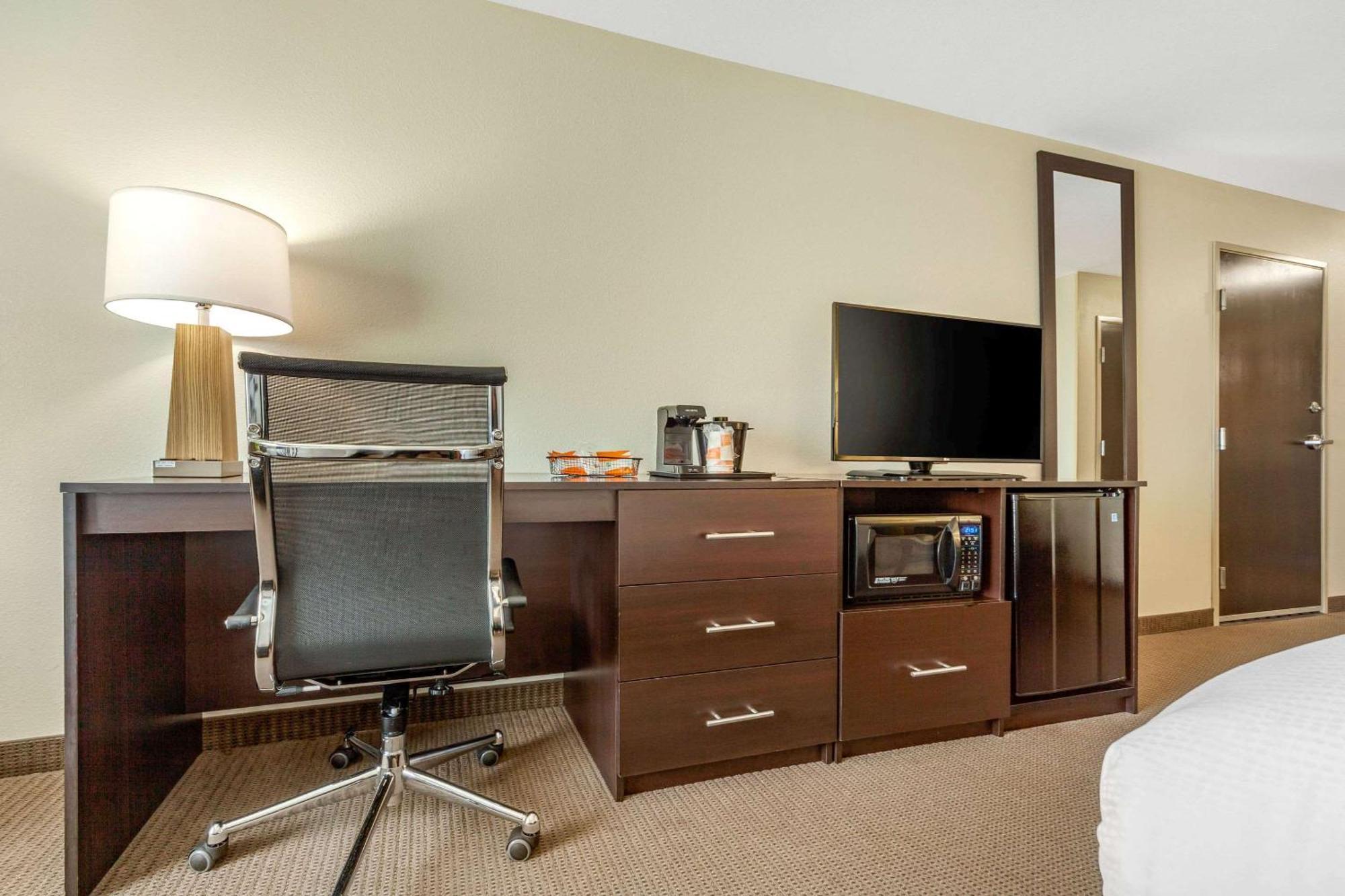 Sleep Inn & Suites Lincoln University Area מראה חיצוני תמונה