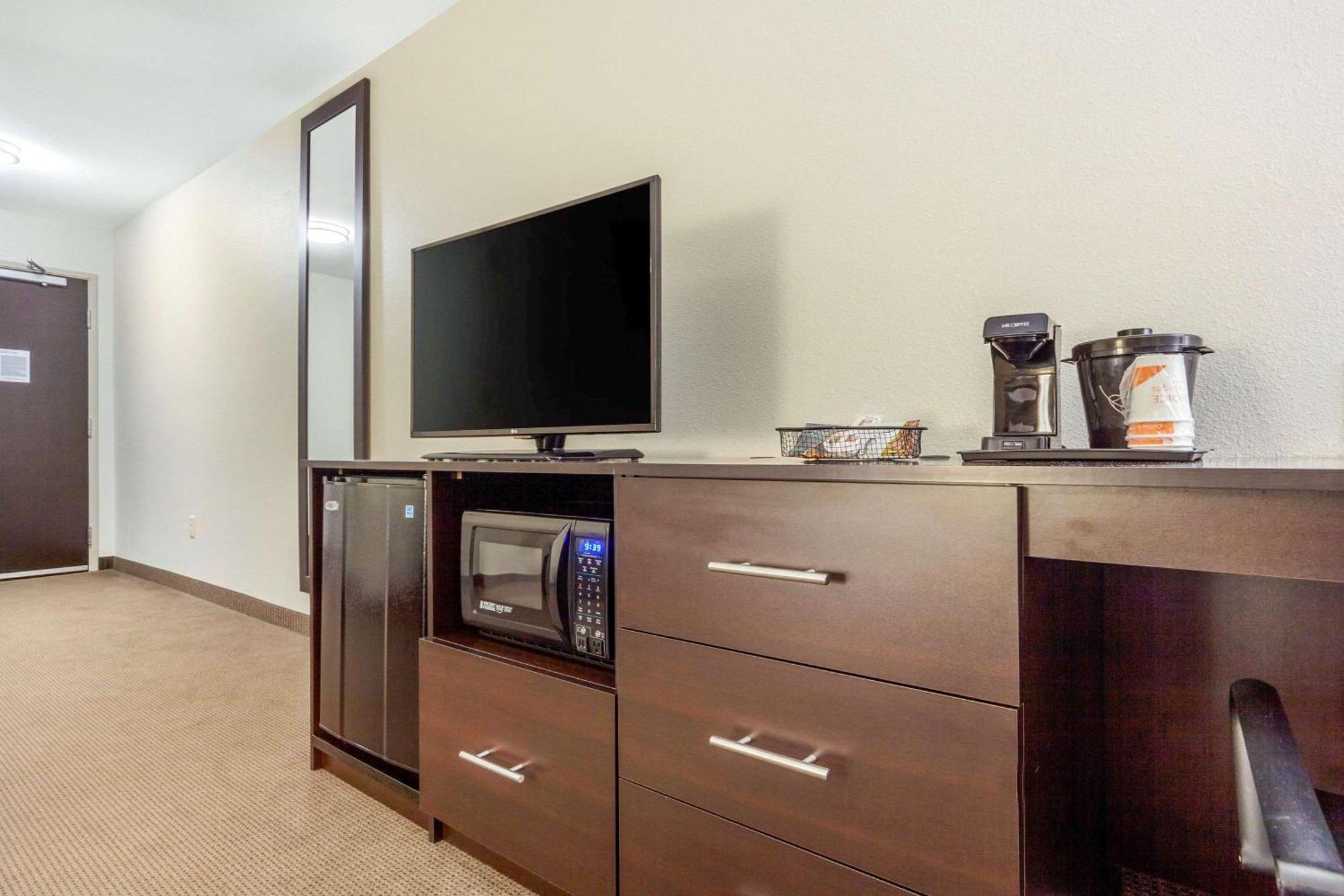 Sleep Inn & Suites Lincoln University Area מראה חיצוני תמונה