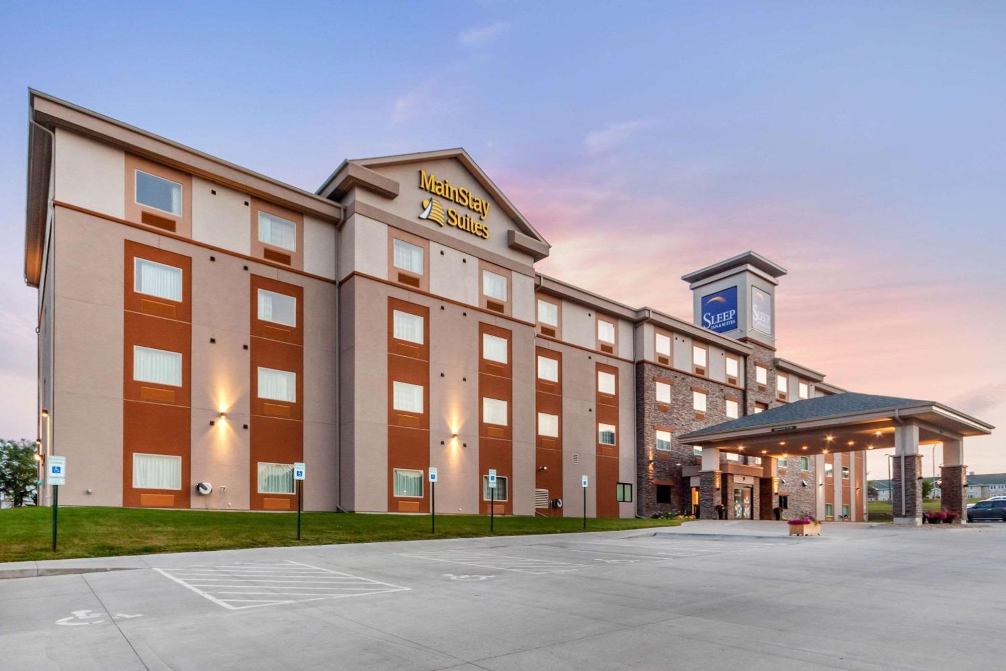 Sleep Inn & Suites Lincoln University Area מראה חיצוני תמונה